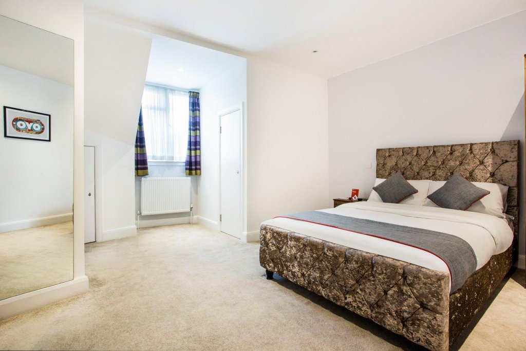 Фото Oyo The Arch, Wembly Stadium