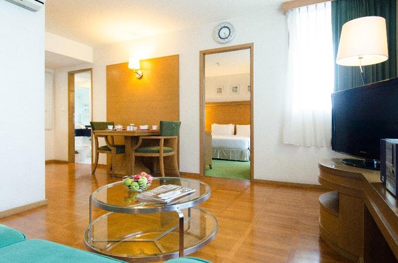 Фото At Ease Saladaeng by AETAS