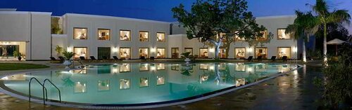 Внешний вид отеля The Lalit Temple View Khajuraho в Кхаджурахо, фото 3