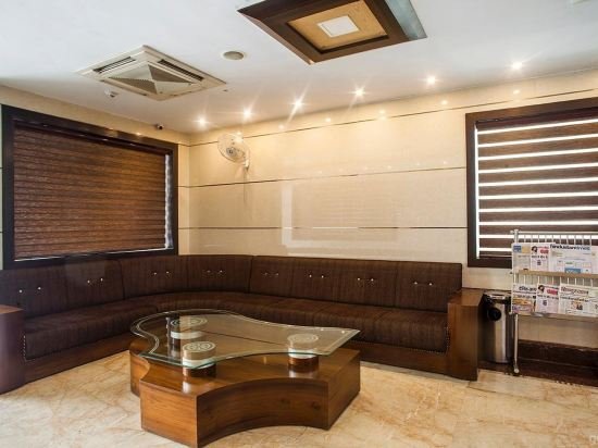 Фото Hotel Basera Brij Bhoomi