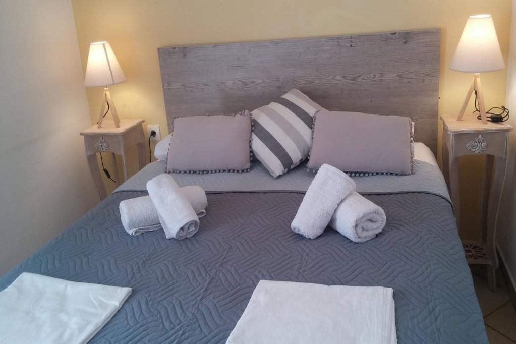 Фото Kasteli Studios & Apartments