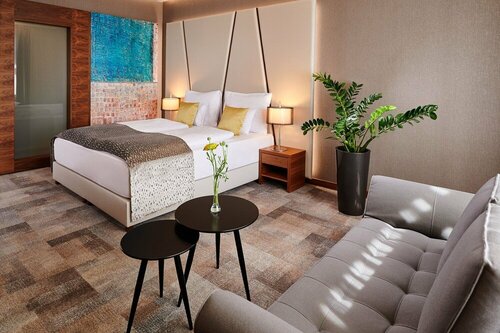 Гостиница Artis Boutique Hotel в Сомбатхее