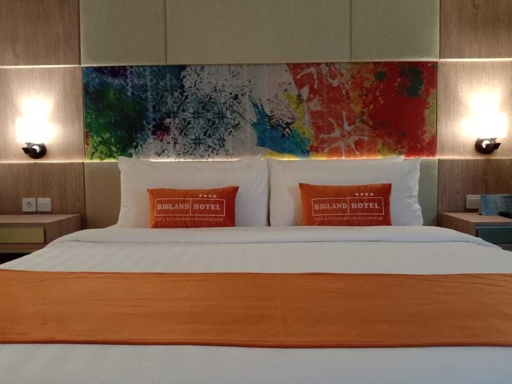 Фото Bigland Hotel Bogor