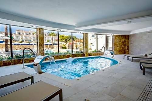 Гостиница Dormio resort Costa Blanca Beach & SPA