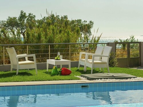 Гостиница Beachfront Luxury Villa in Plakias With Private Pool, BBQ & 30m to Restaurants