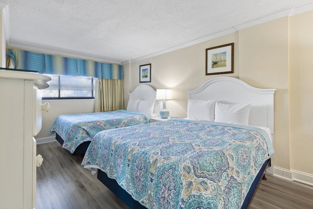 Фото 2br Ocean View Condo w Private Balcony