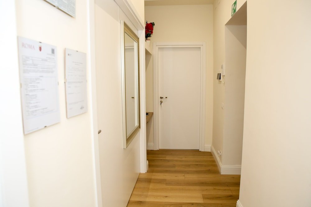 Фото Vatican Comfort Suites