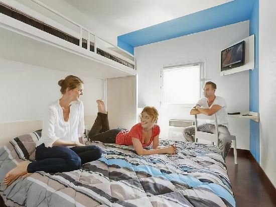 Фото HotelF1 Dijon Nord