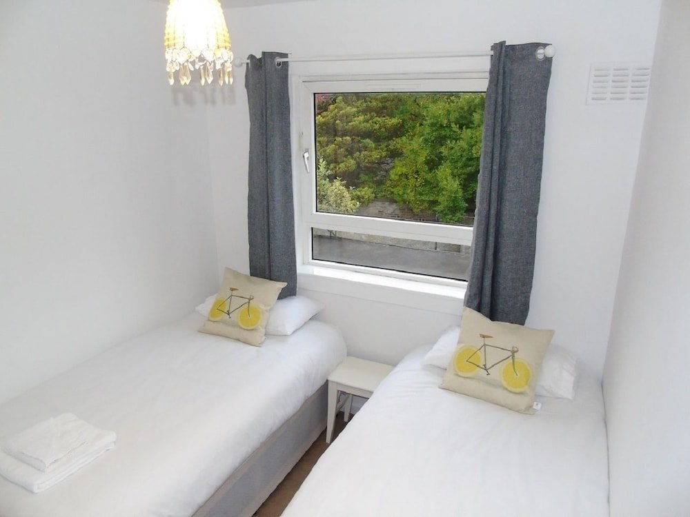 Фото Snug - Faodail Apartment