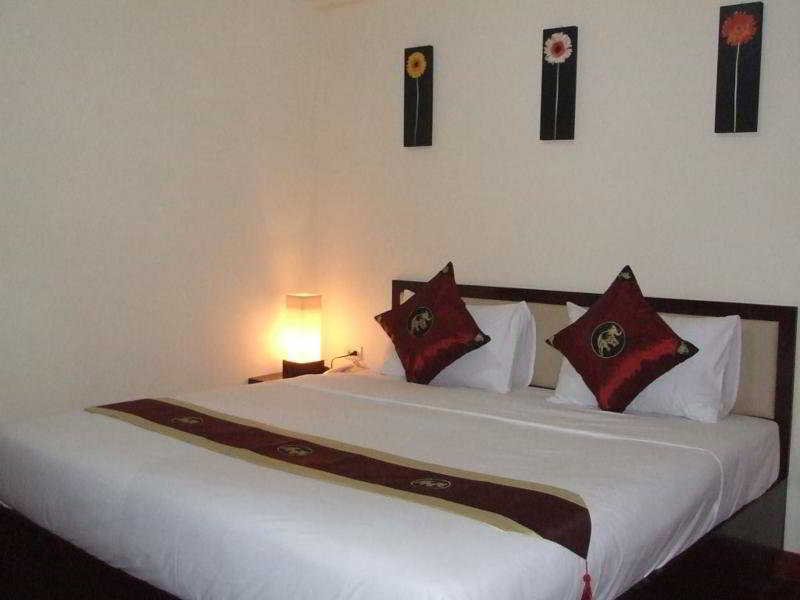 Фото The Palm Garden Hotel