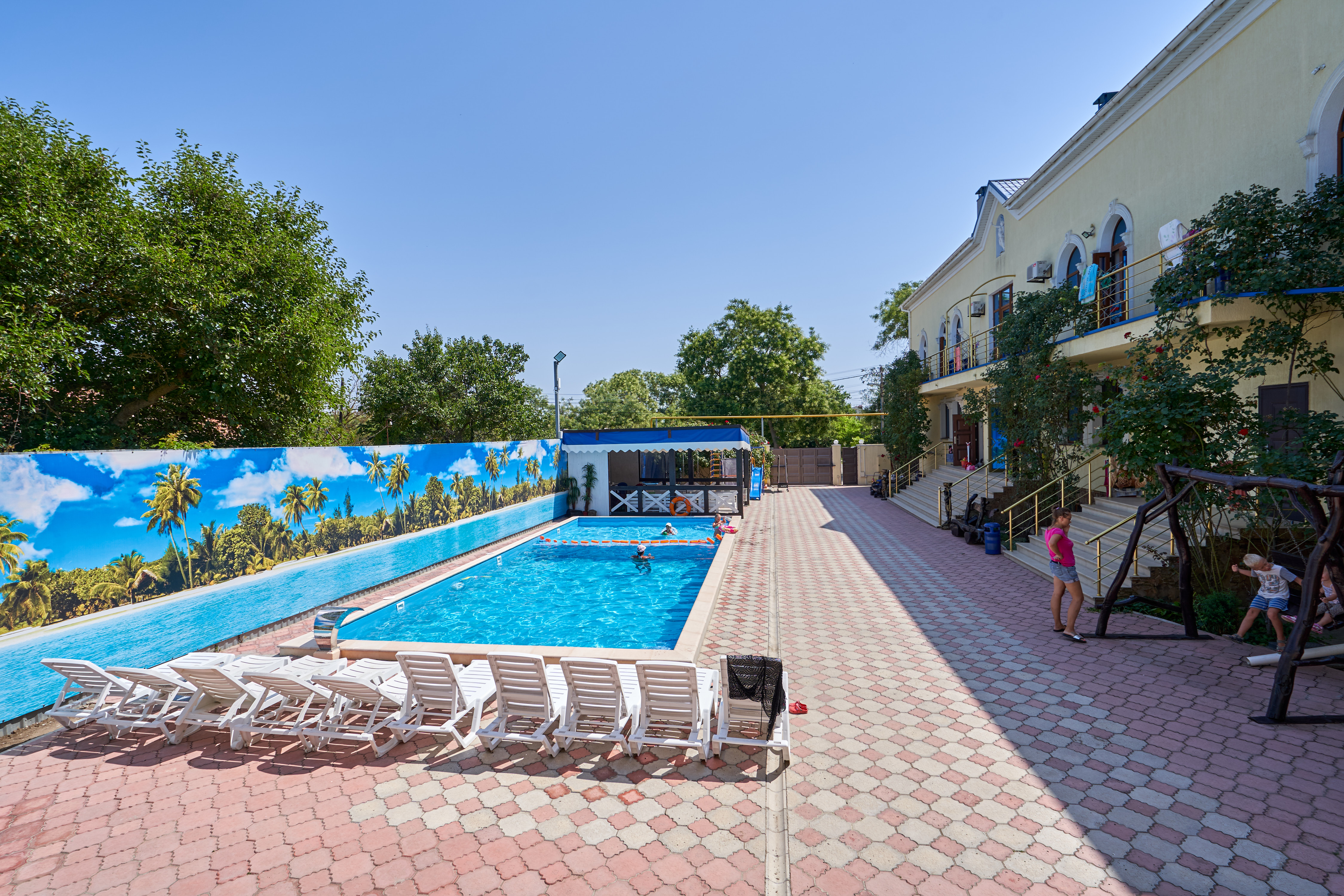 Фото отеля 1