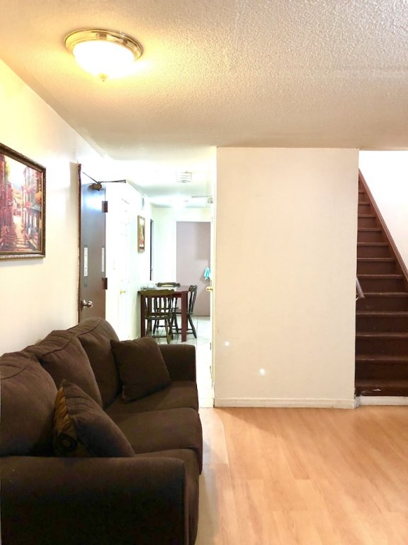 Фото Quiet Room Around York University Subway