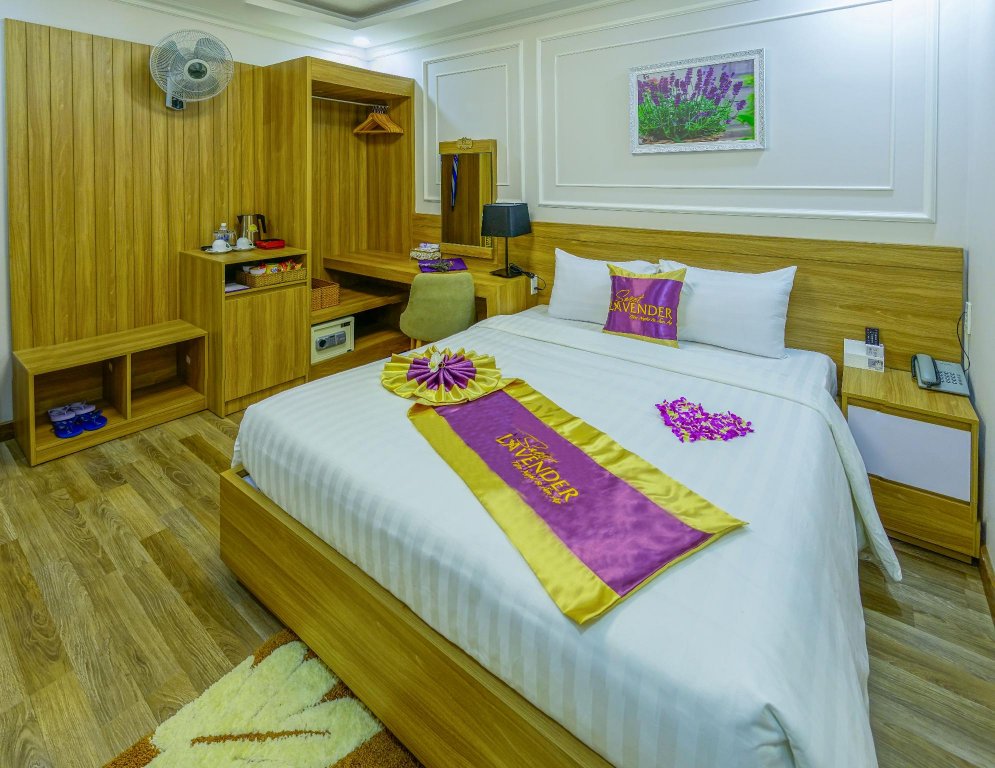 Фото Sweet Lavender Hotel