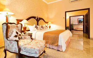 Puri Asri Hotel & Resort (Central Java, Magelang), hotel