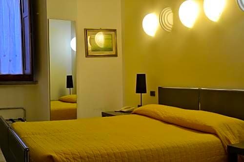 Фото Hotel Italia