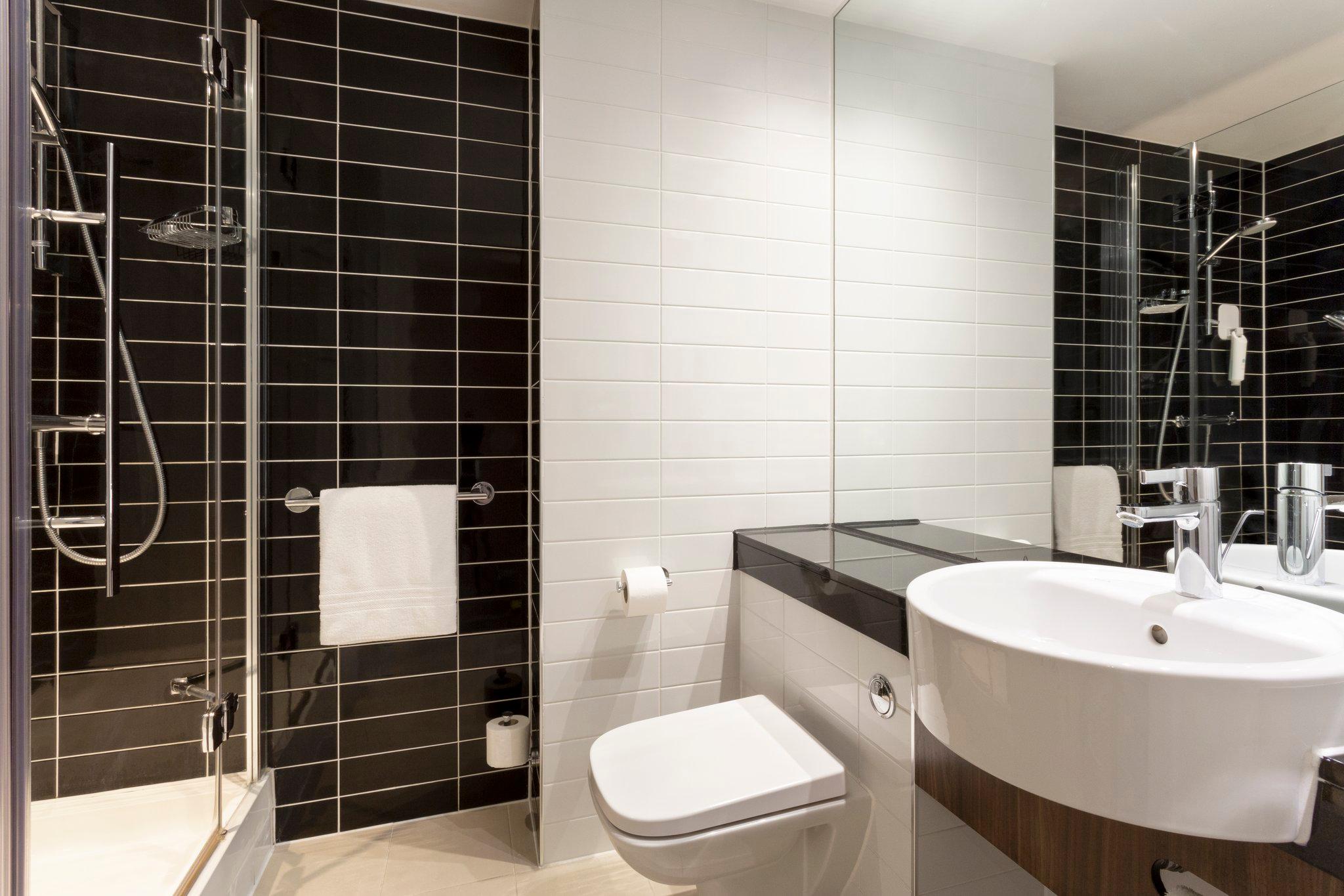 Фото Holiday Inn Express Dunstable, an Ihg Hotel