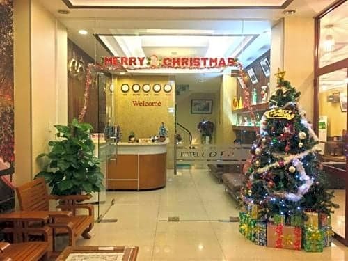 Фото отеля 2