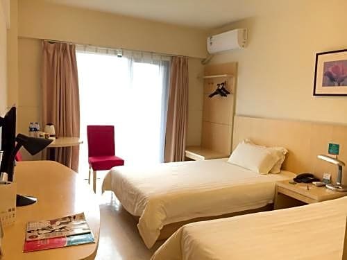 Фото Jinjiang Inn Maidelong Dongguan