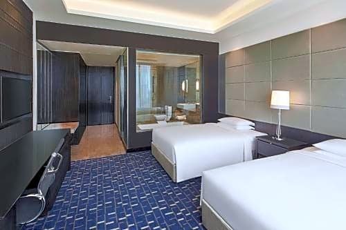 Фото Renaissance Bengaluru Race Course Hotel