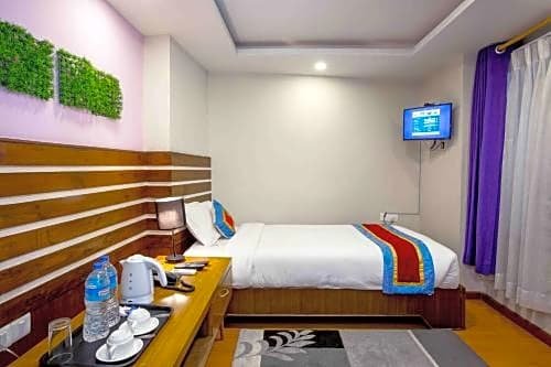 Фото Truly Asia Boutique Hotel