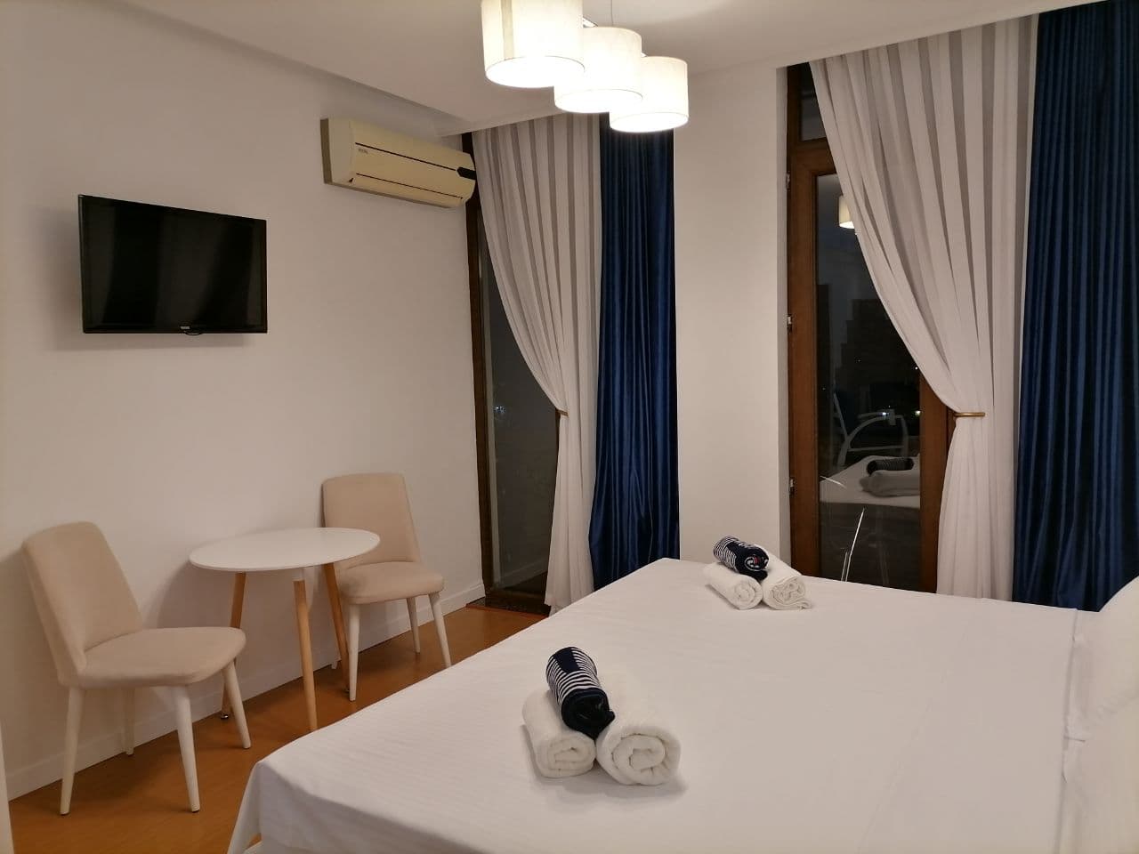 Фото Отель Moni