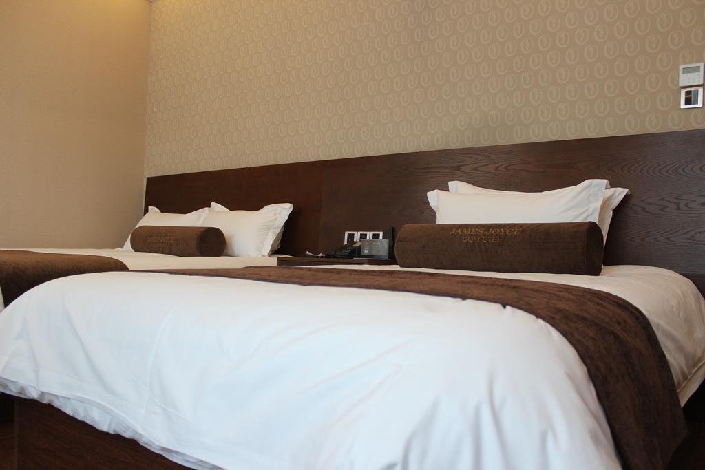 Фото James Joyce Coffetel Harbin Institute of Technology