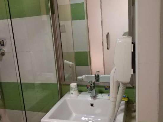 Фото 7 Days Inn Guangzhou Baiyun Yongtai Metro 2nd Branch