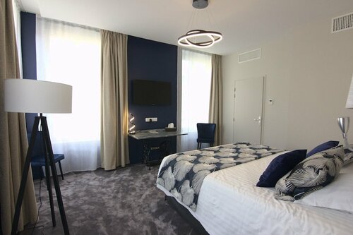 Гостиница Hotel Le Bayeux в Байё