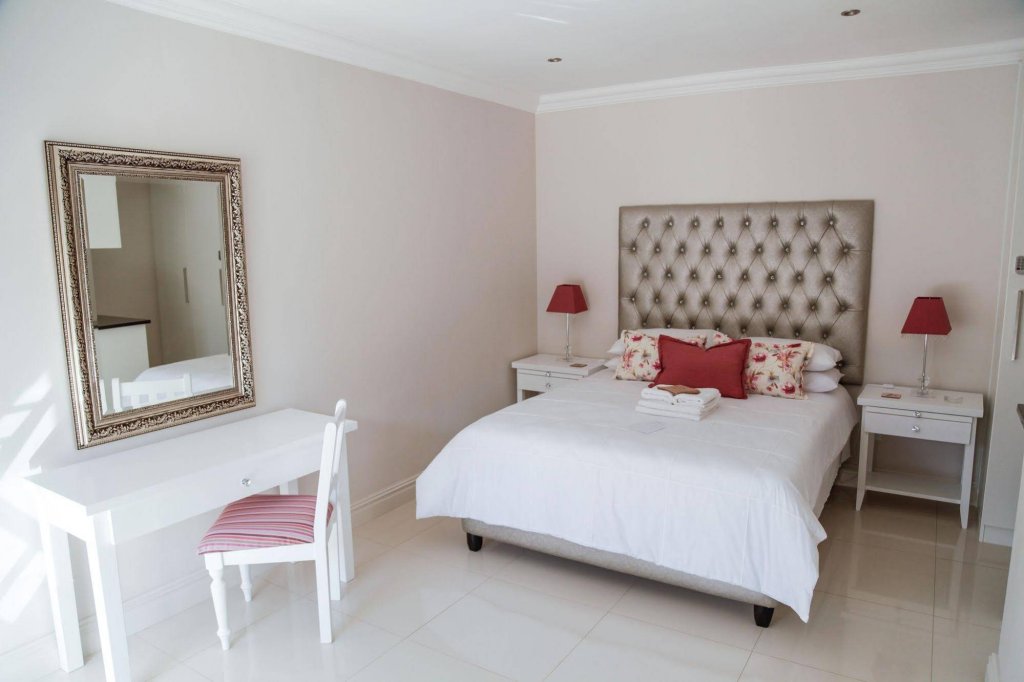 Фото Hilltop Guesthouse