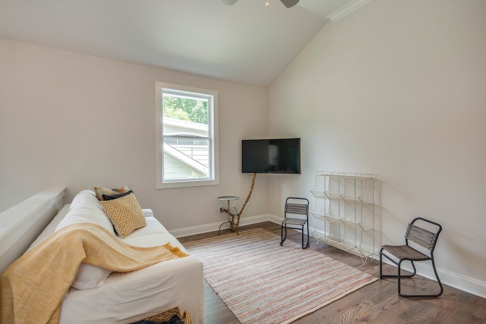 Фото 3br 2 5 Ba Nashville Contemporary by Redawning