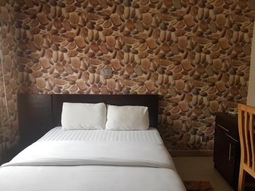 Фото Angel Park Place Hotel