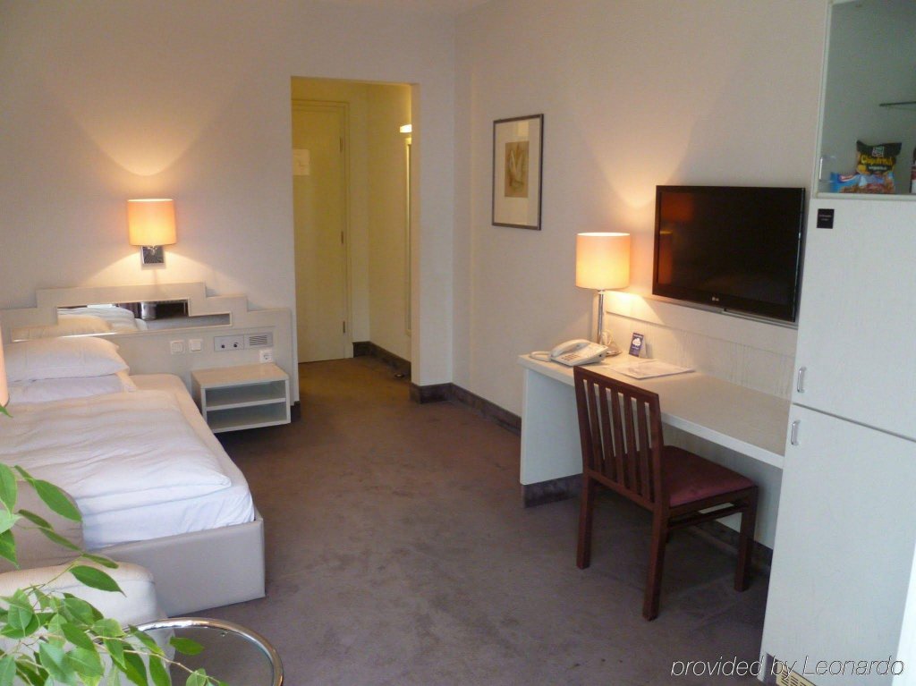 Фото Fontana Hotel Wiesbaden