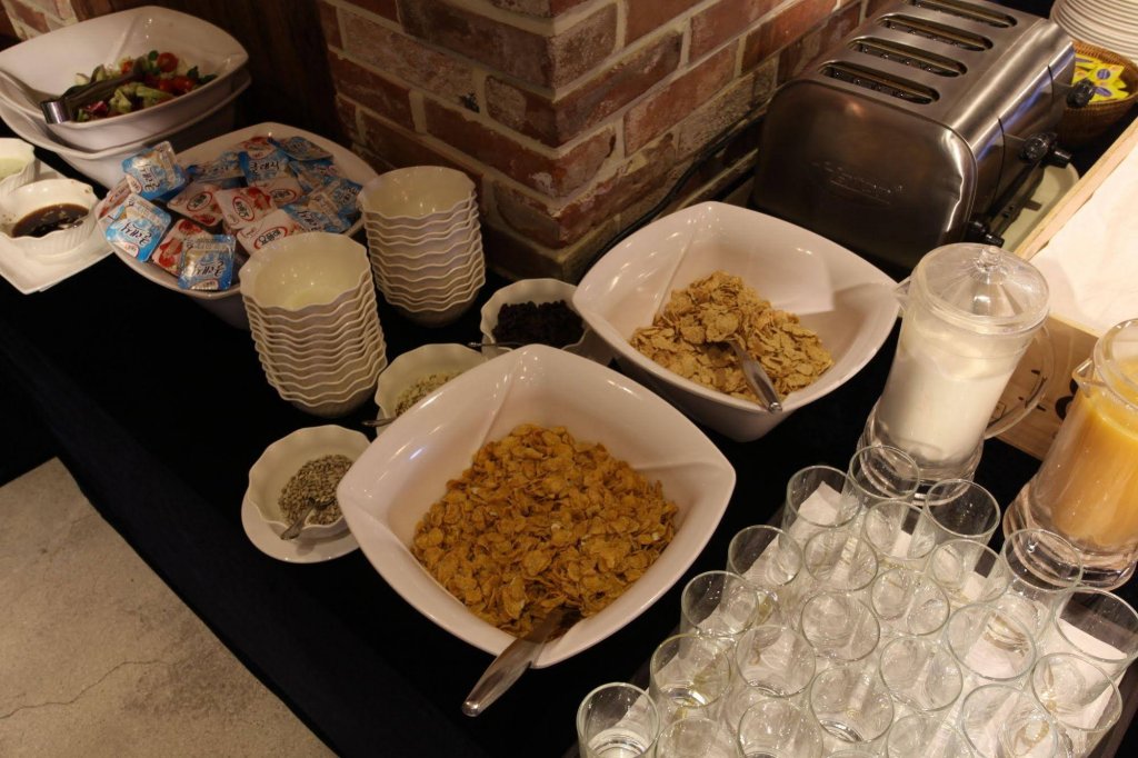 Фото Travelodge Myeongdong City Hall