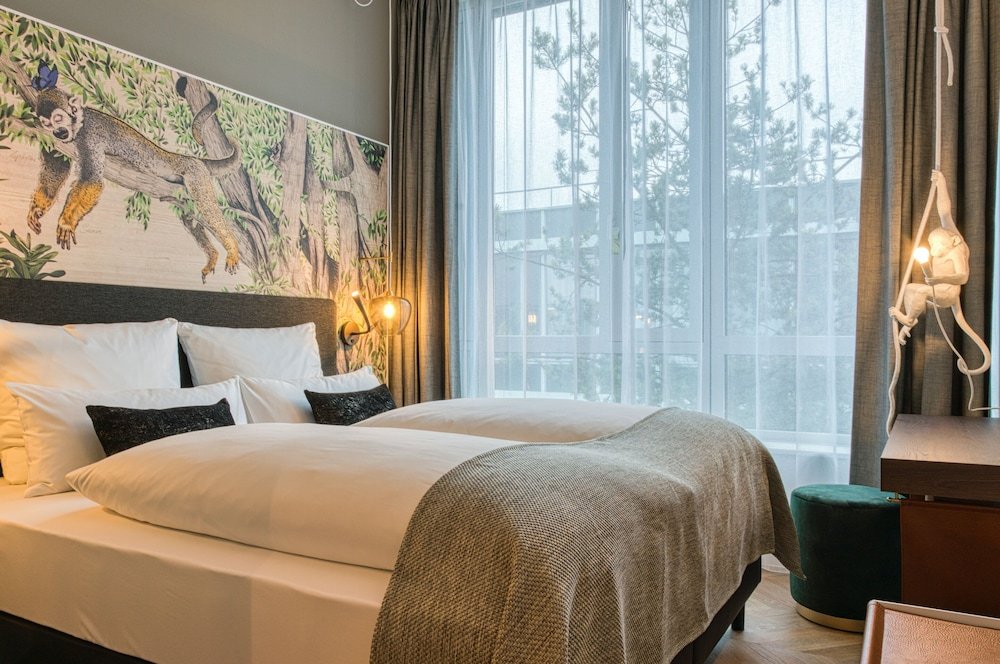 Фото NinetyNine Munich Airport