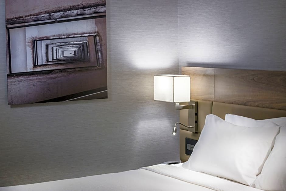 Фото Ac Hotel by Marriott Boston North