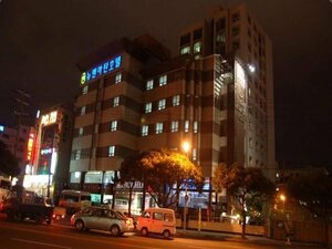 Гостиница Manhattan Hotel