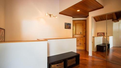 Фото Rainbow Suites by Whistler Retreats