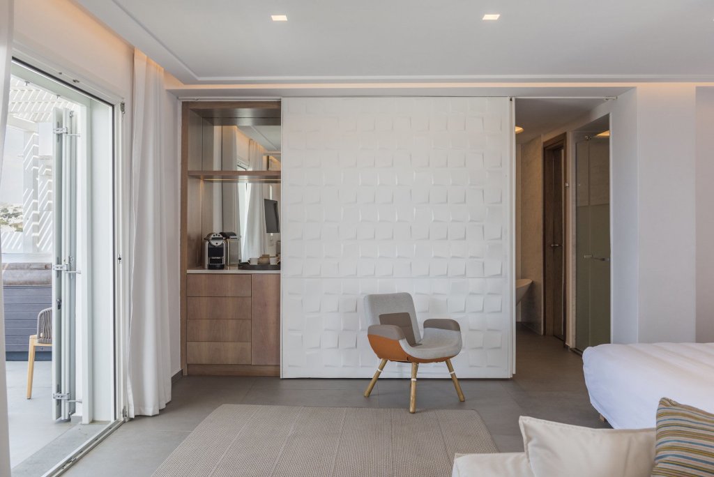 Фото 143834800053