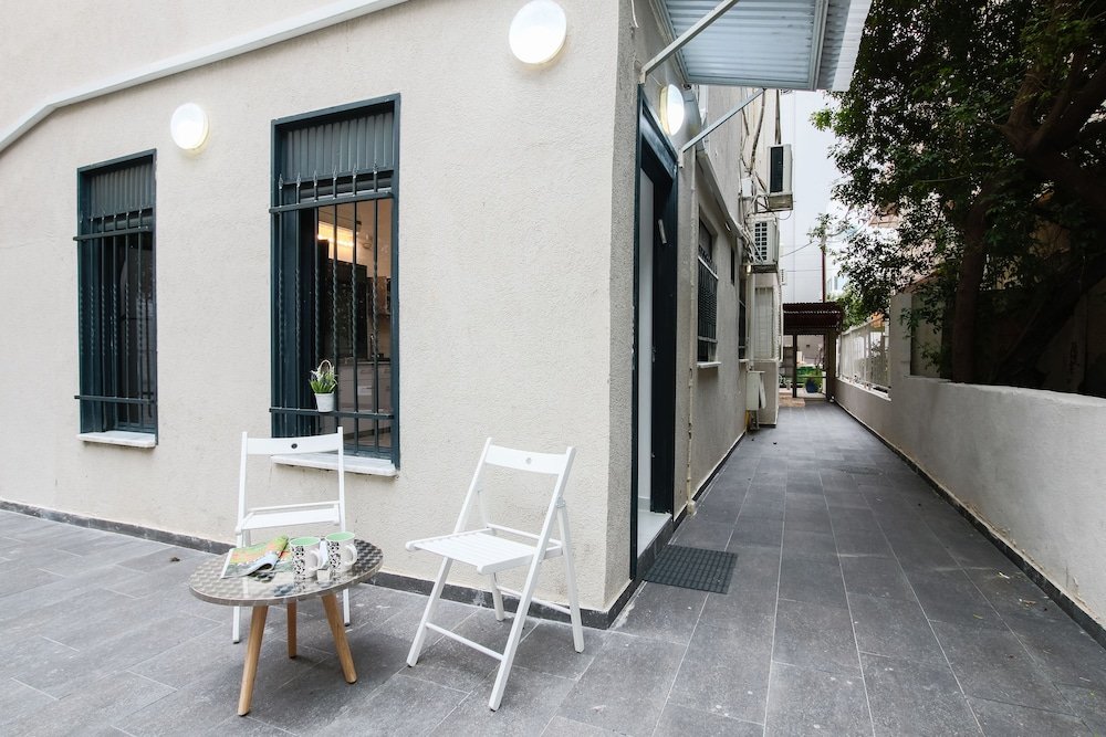 Фото Boutique Apt in Center Urban Tlv Style