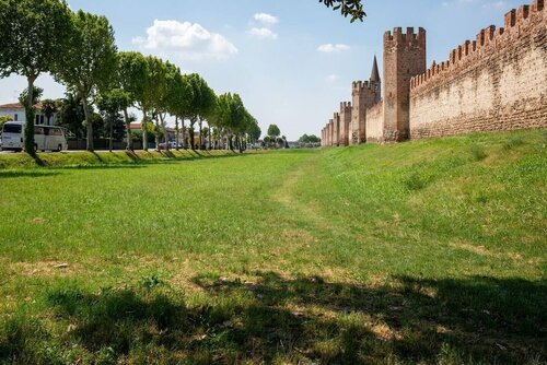 Гостиница Casale Medievale - Per La Dolce Vita