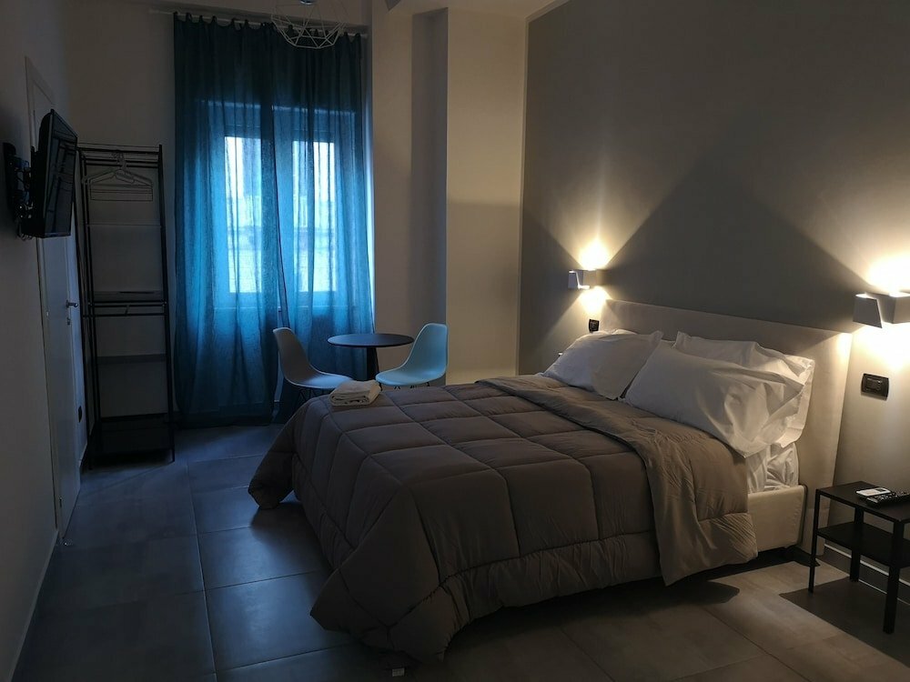 Hotel Hi Relais Rooms, Naples, photo