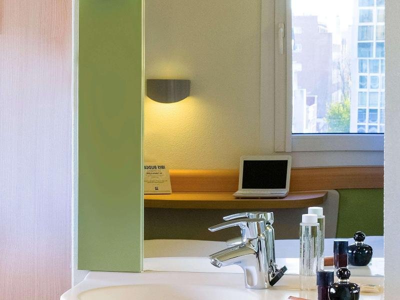 Фото Ibis Budget Madrid Calle Alcalá