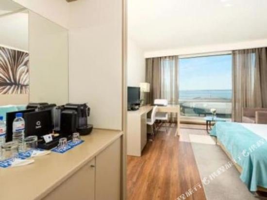 Фото Melia Lisboa Oriente