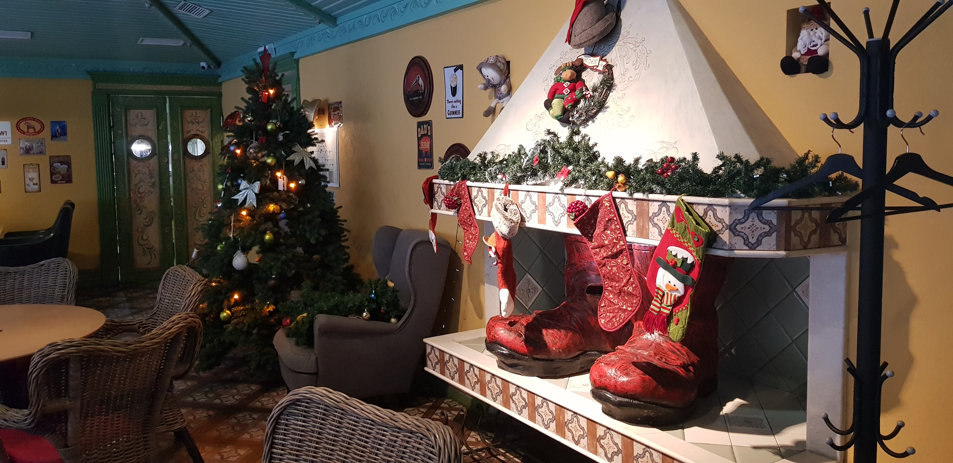 Фото Сытый Ежик