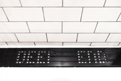 Фото Moxy Seattle Downtown