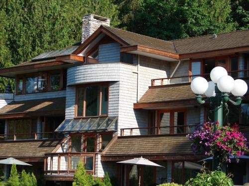 Фото Sunshine Coast Resort