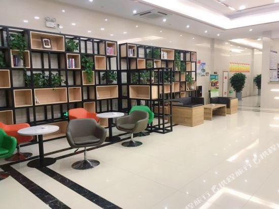 Фото GreenTree Inn Yangzhou Plaza Hotel