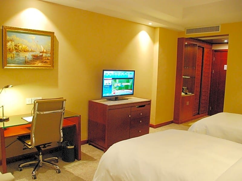 Фото GreenTree Eastern Quzhou Hewu Road Hotel