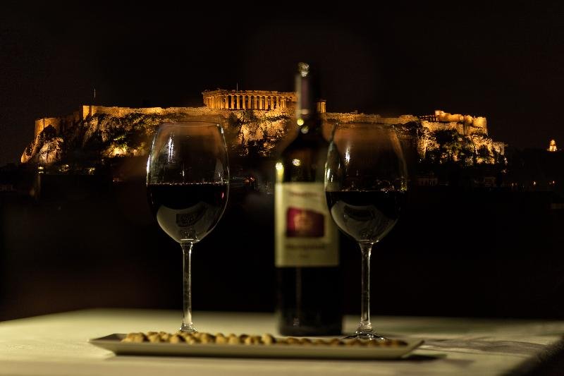 Фото Athens Mansion Luxury Suites