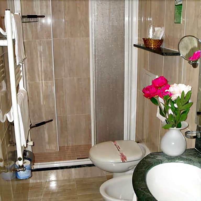 Фото Hotel Caldin's